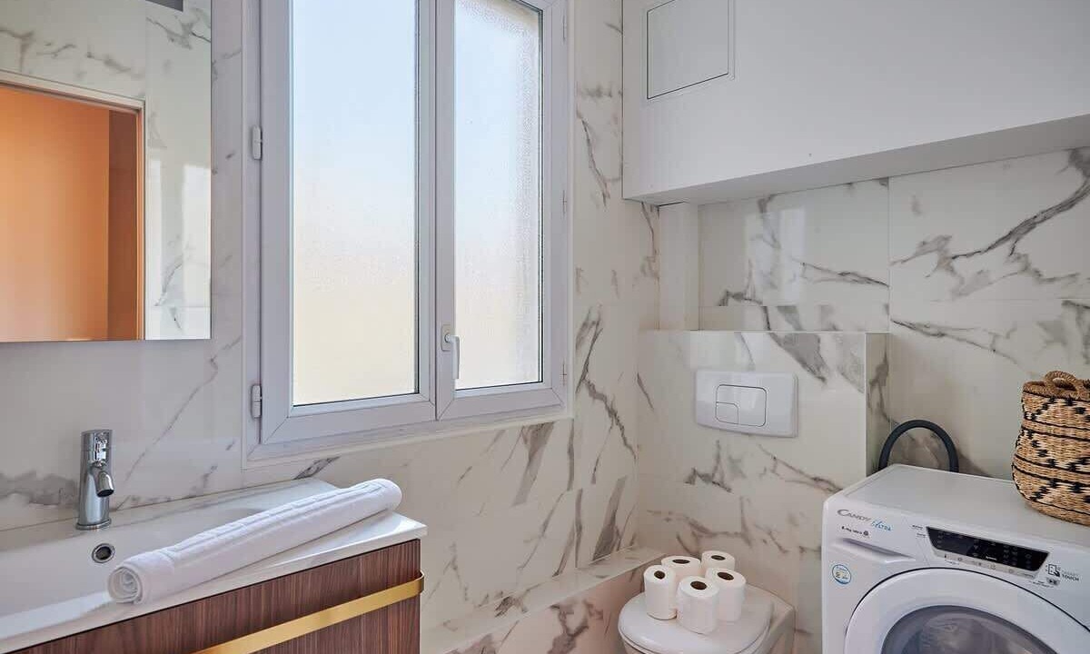 Photo of Others in Puteaux