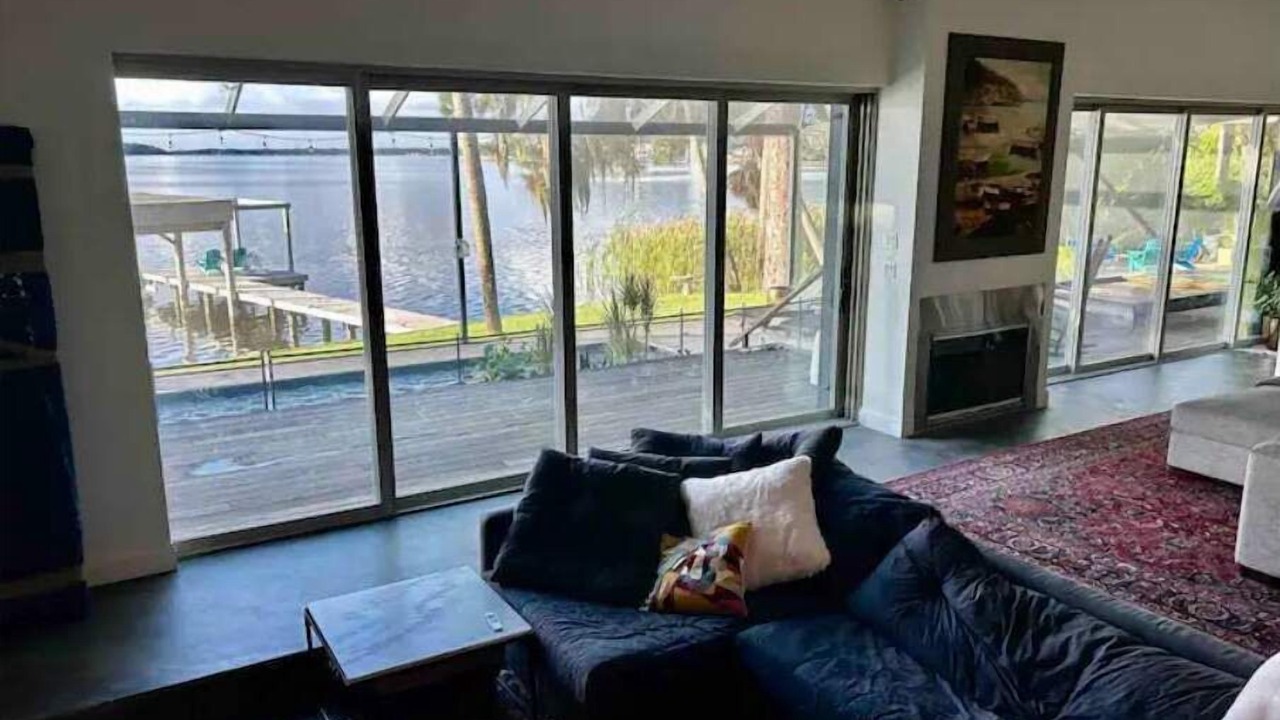 Photo of Livingroom in Tarpon Springs