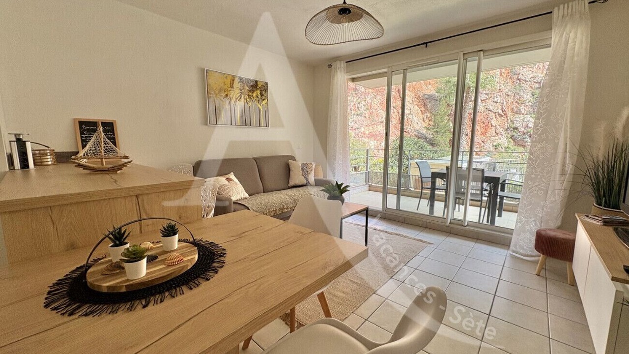 Photo of Livingroom in Sete
