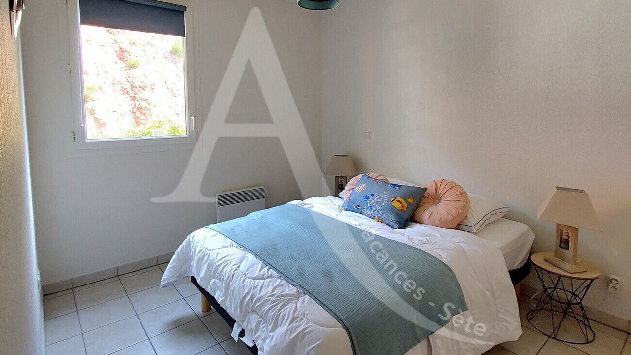 Photo of Bedroom in Sete