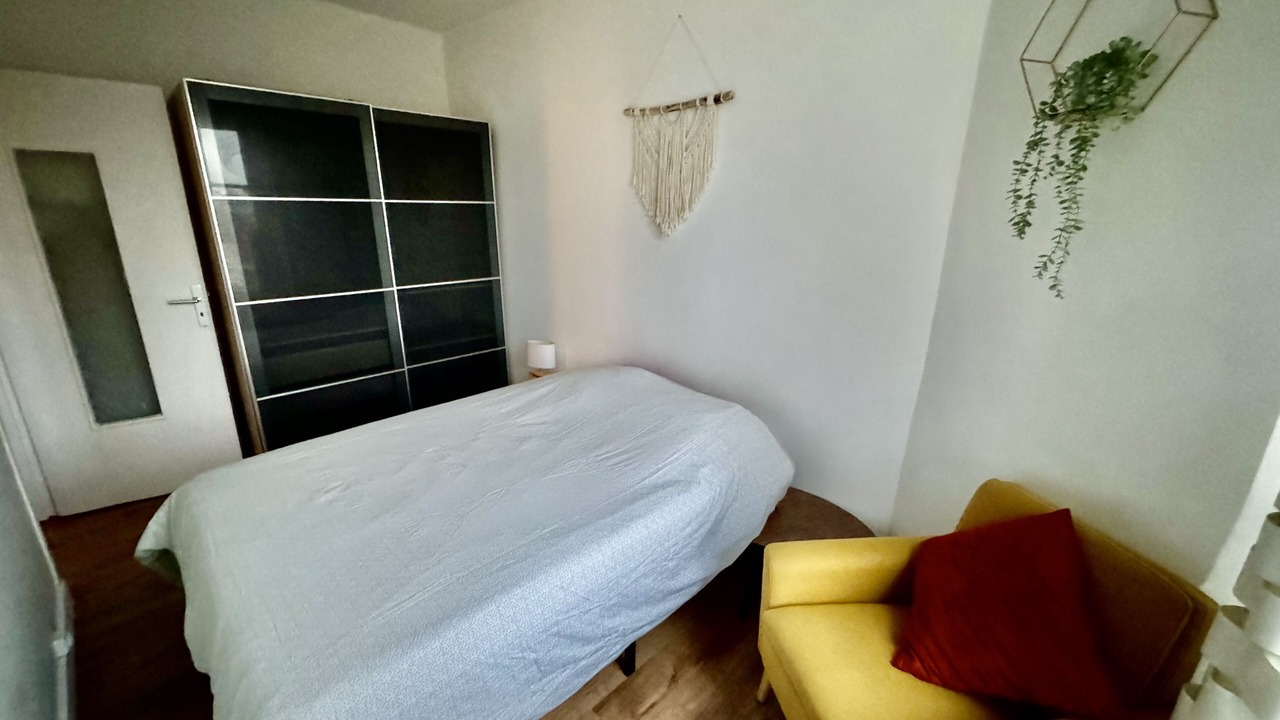Photo of Bedroom in Arcueil