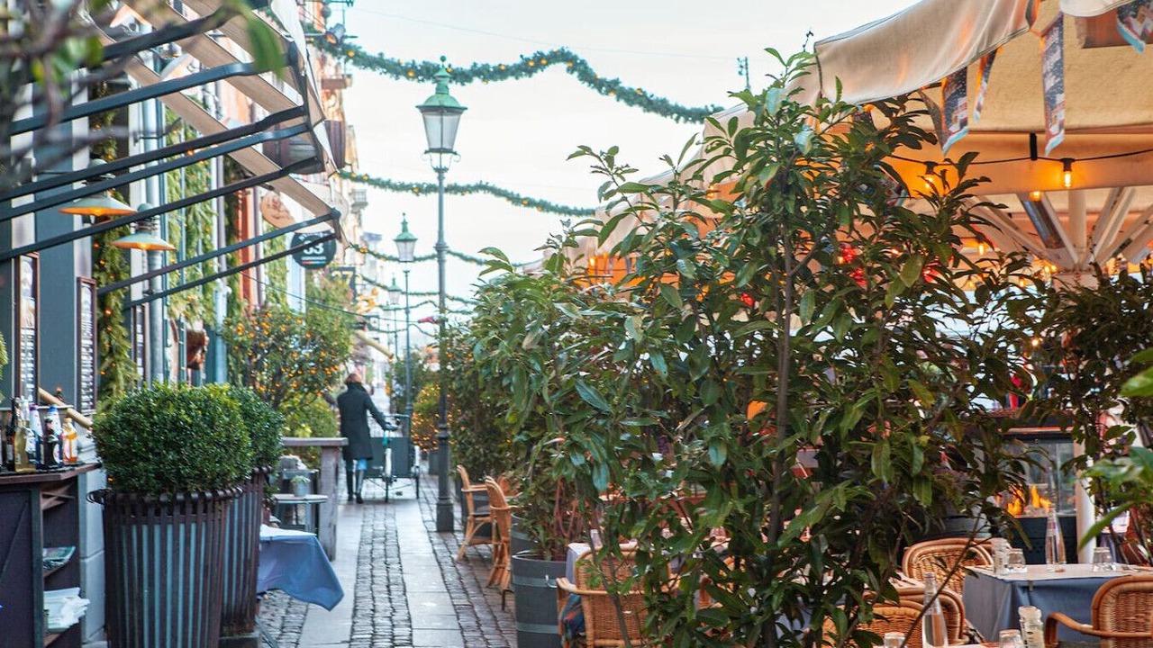 Photo of Outdoor in Nyhavn - Amalienborg