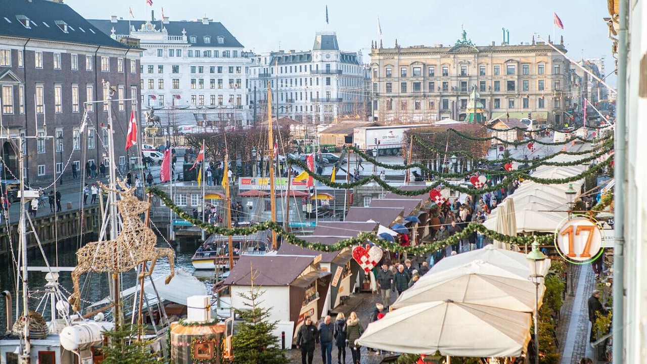 Photo of Others in Nyhavn - Amalienborg