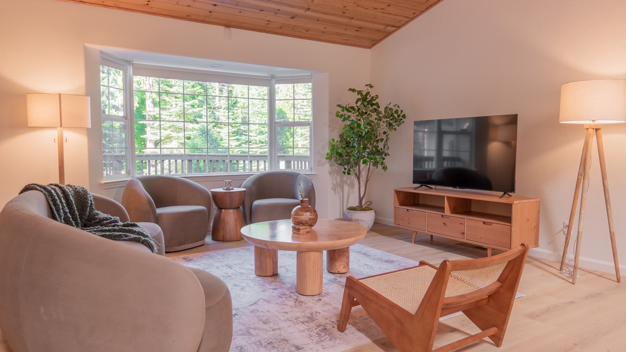 Photo of Livingroom in Pollock Pines