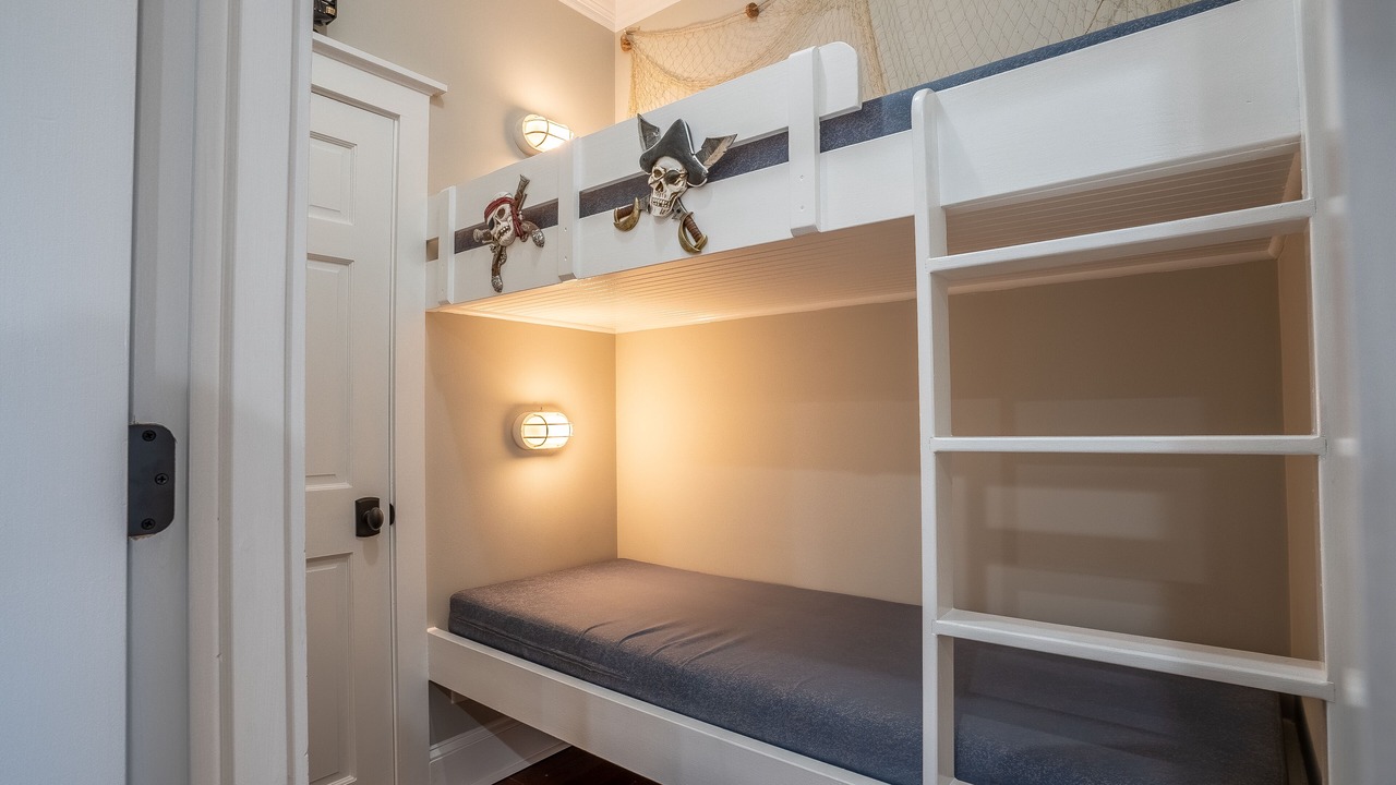Photo of Bedroom in Kiska Beach