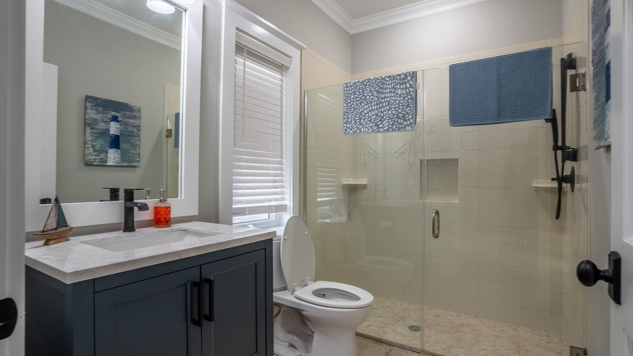 Photo of Bathroom in Kiska Beach