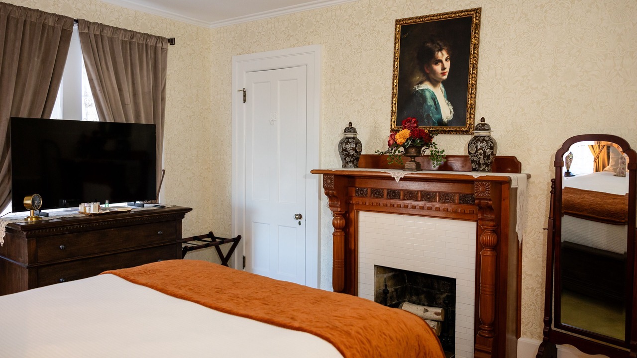 Photo of Bedroom in Thompson