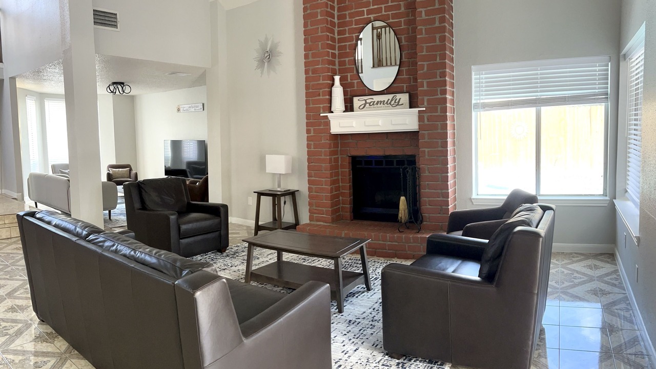 Photo of Livingroom in Mission Bend