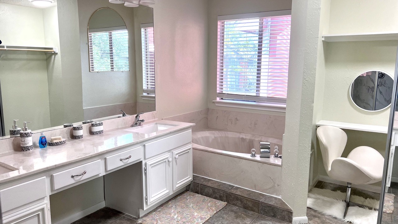 Photo of Bathroom in Mission Bend