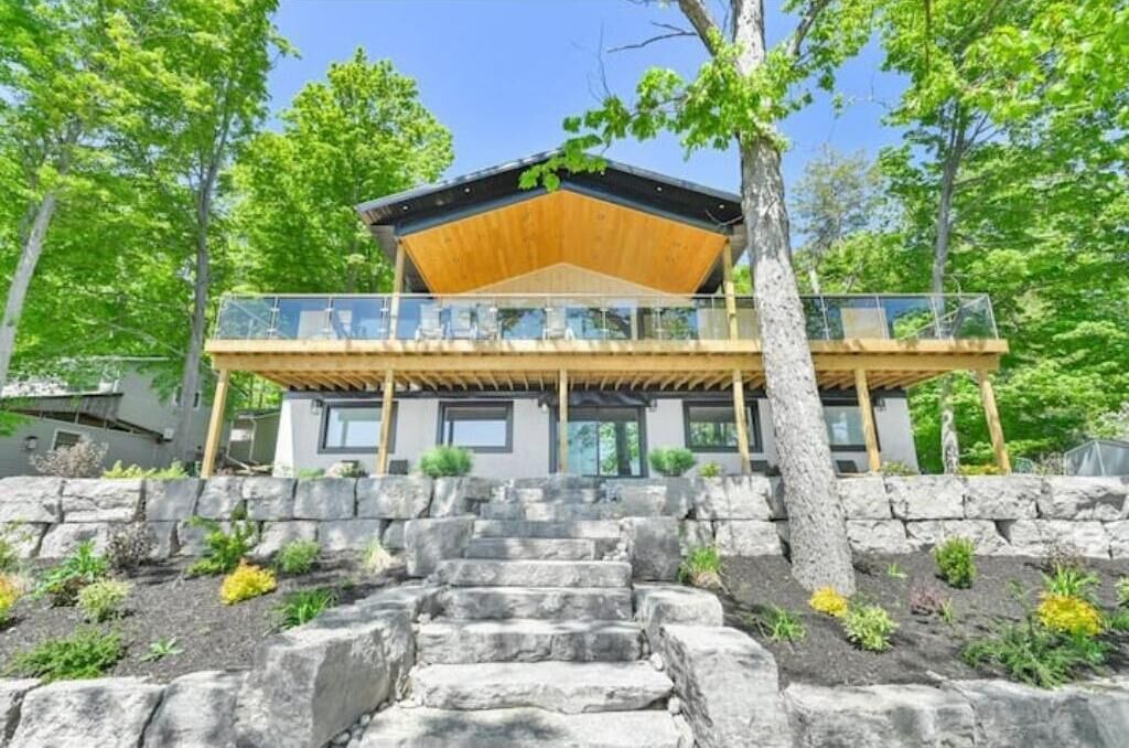Photo of Outdoor in Centre Hastings