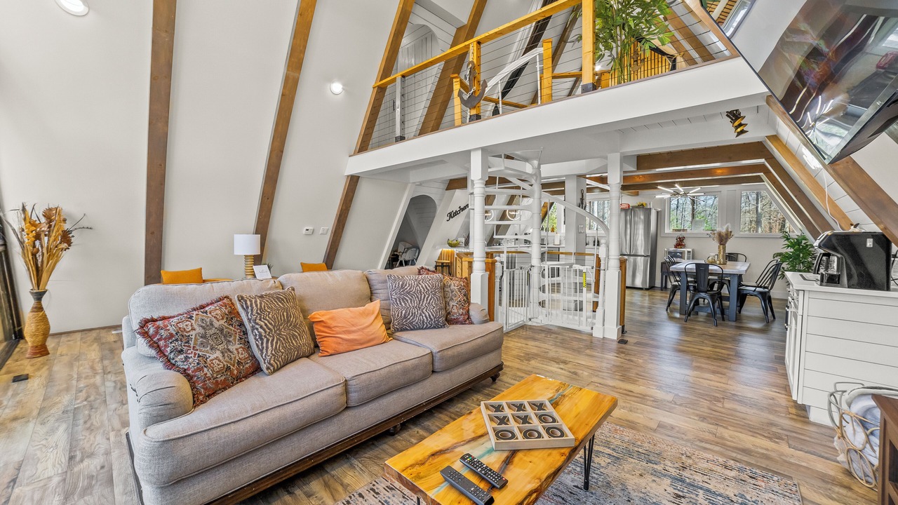 Photo of Livingroom in Ruby