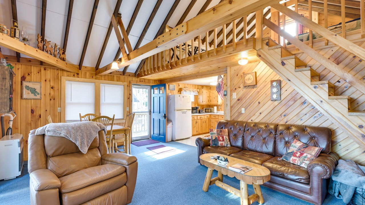 Photo of Livingroom in Eddington