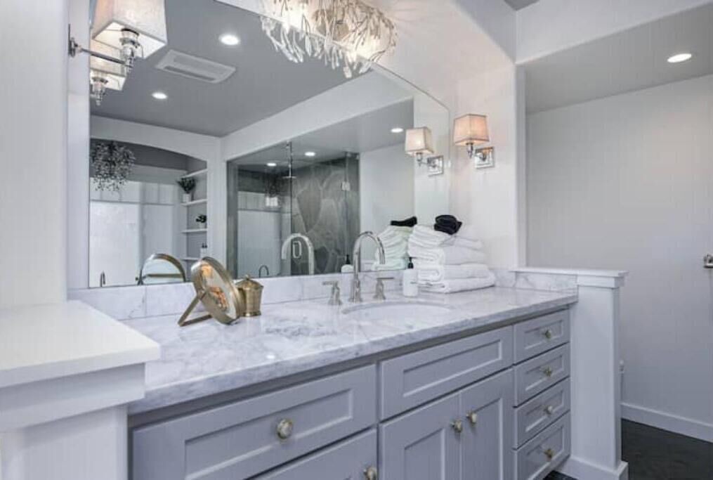 Photo of Bathroom in Idyllwild
