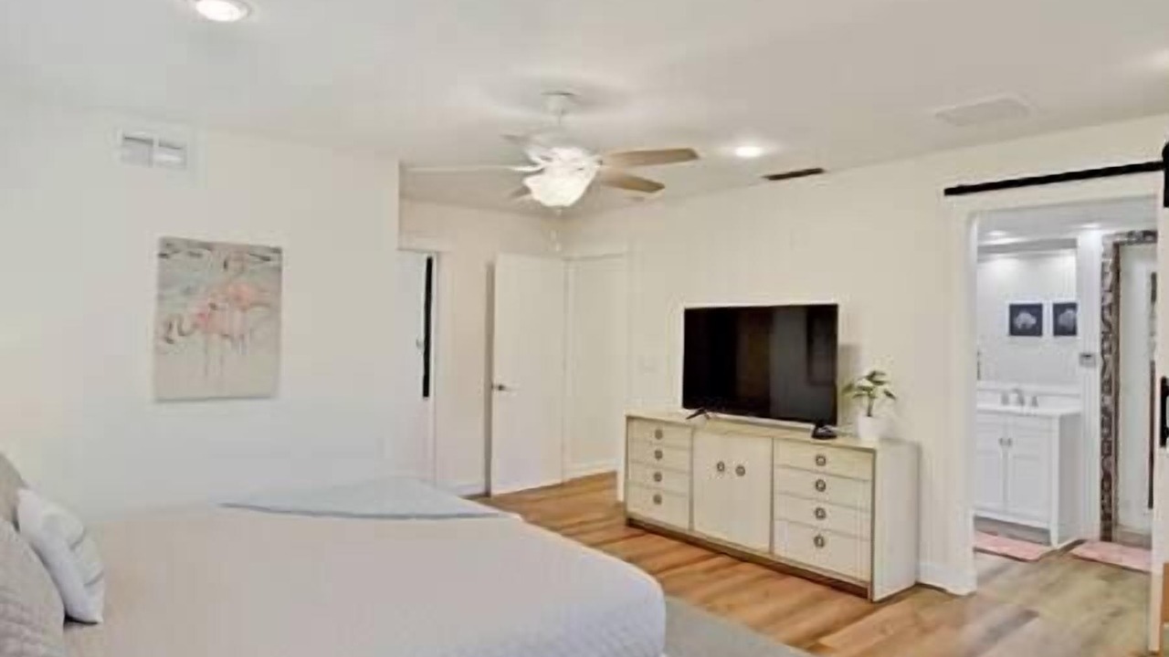 Photo of Bedroom in Buckingham