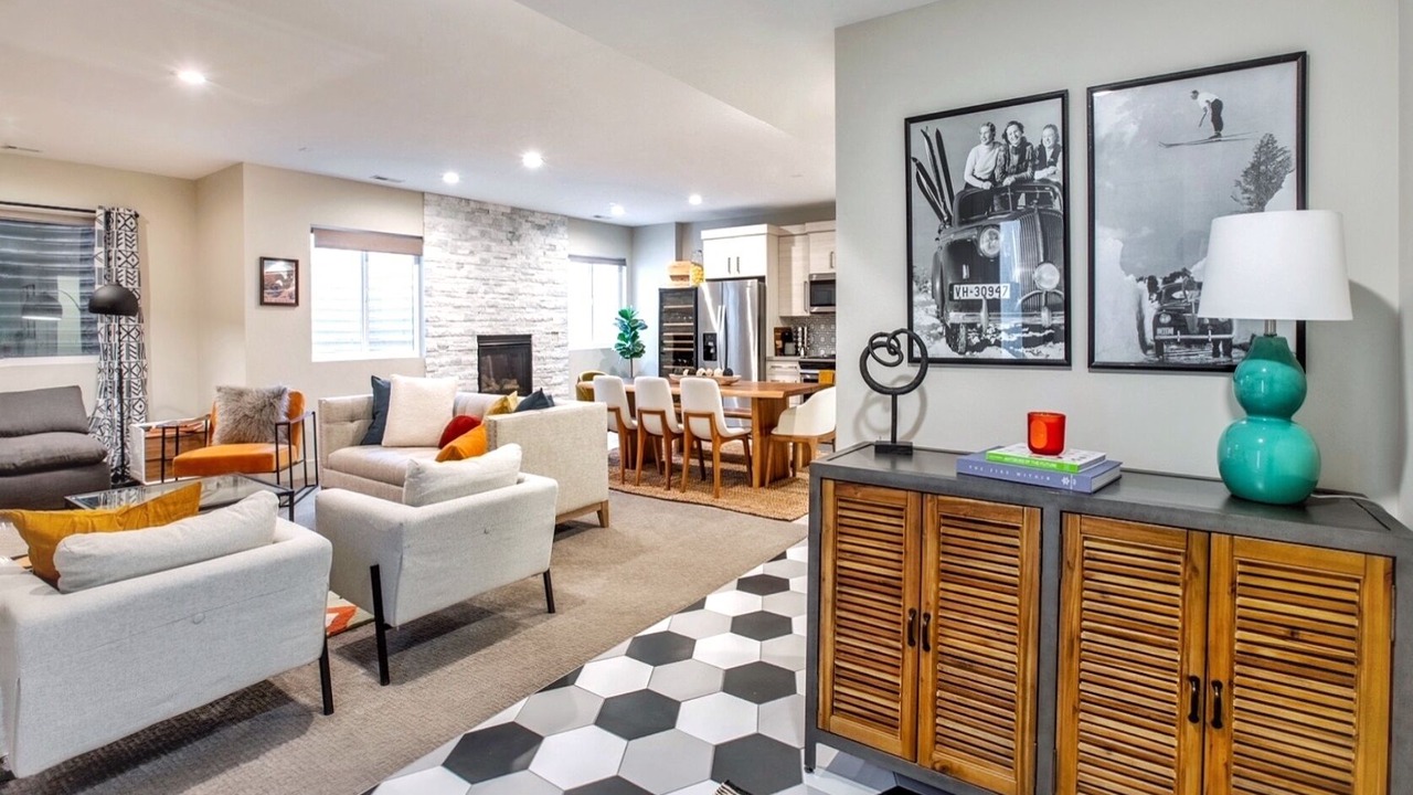 Photo of Livingroom in Holladay