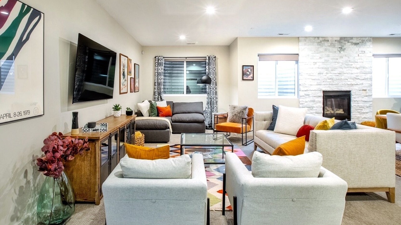 Photo of Livingroom in Holladay