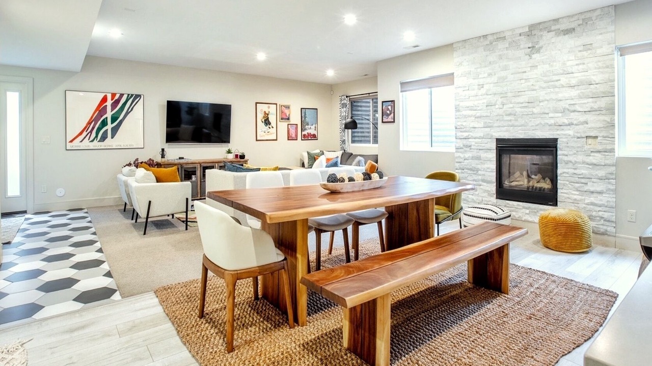 Photo of Livingroom in Holladay