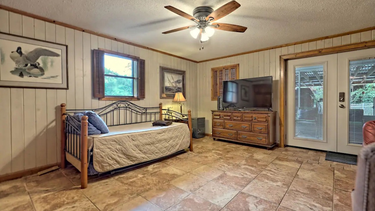 Photo of Bedroom in Clayton