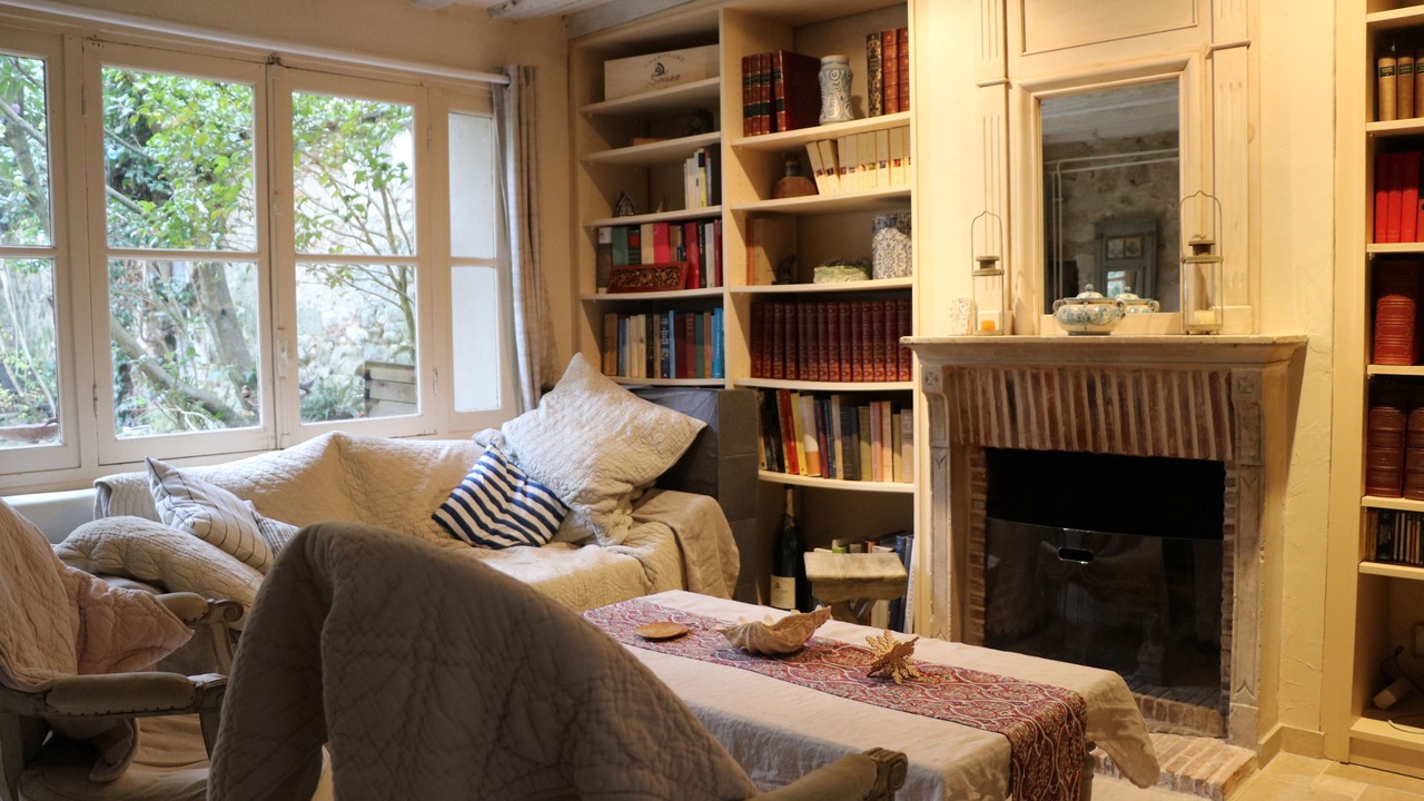 Photo of Livingroom in Fontainebleau
