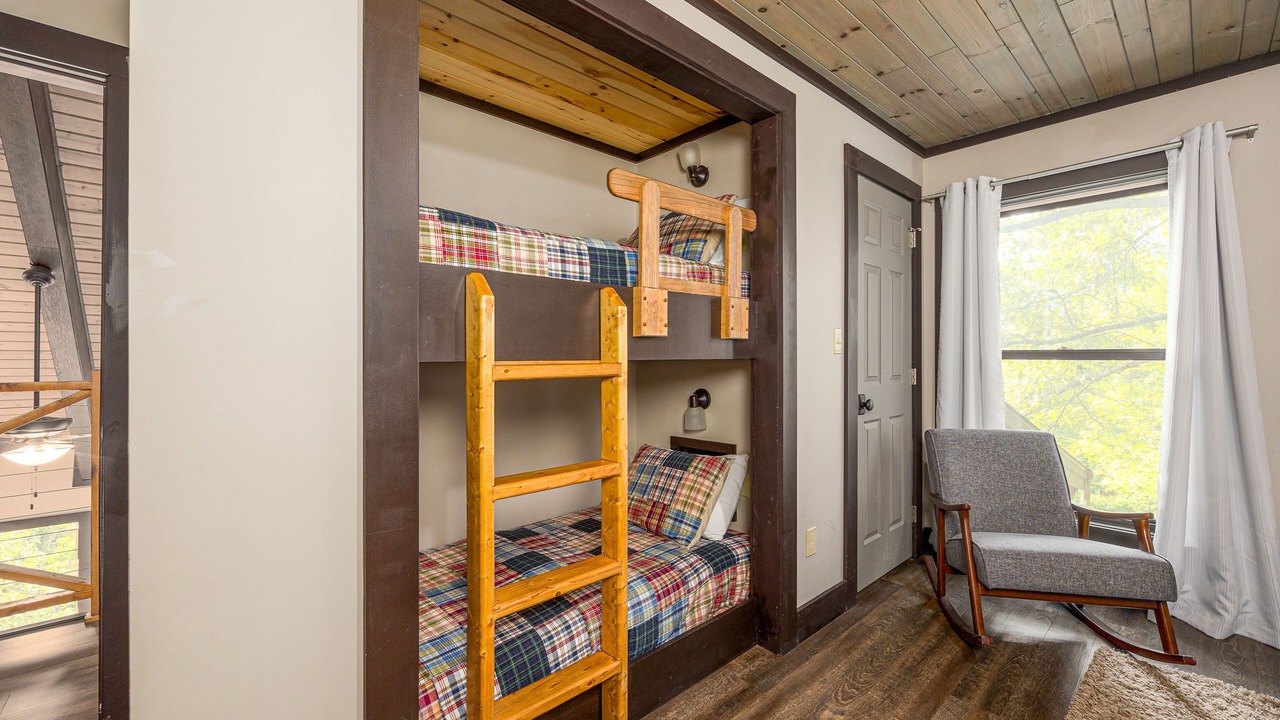 Photo of Bedroom in Chalet Village