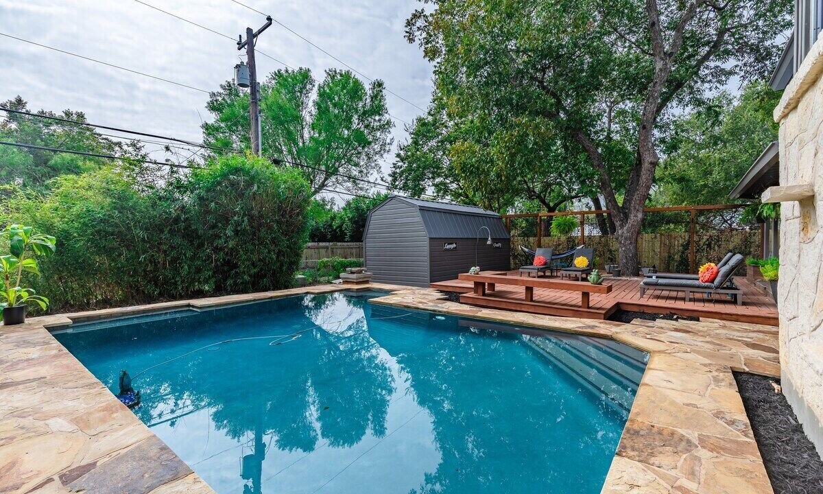 Photo of Outdoor in Shearer Hills - Ridgeview
