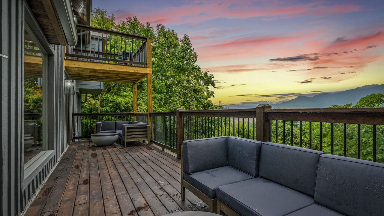 Photo of Patio Balcony in Chalet Village