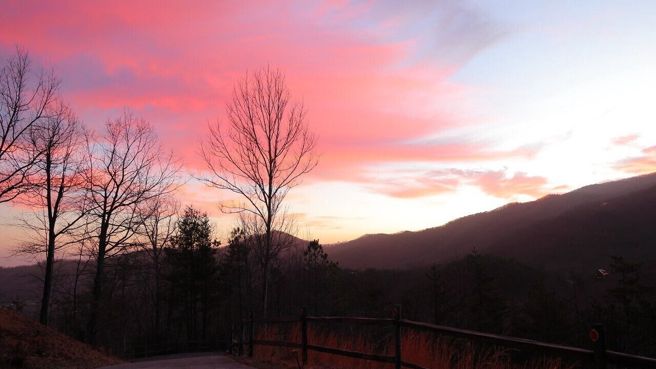 Photo of Bedroom in Smoky Mountains