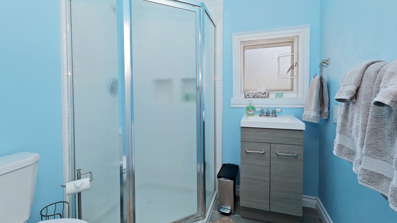 Photo of Bathroom in Adelma Beach