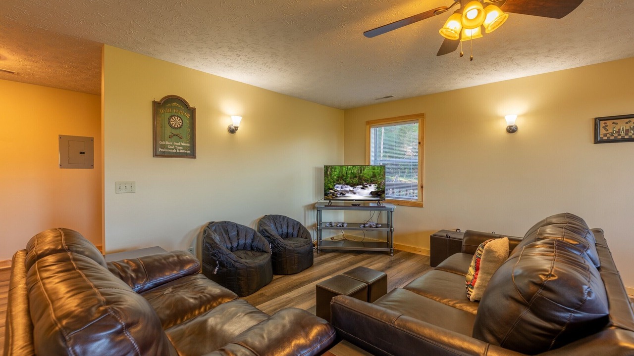 Photo of Bedroom in Chalet Village North