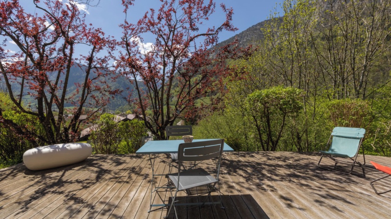 Photo of Outdoor in Thones