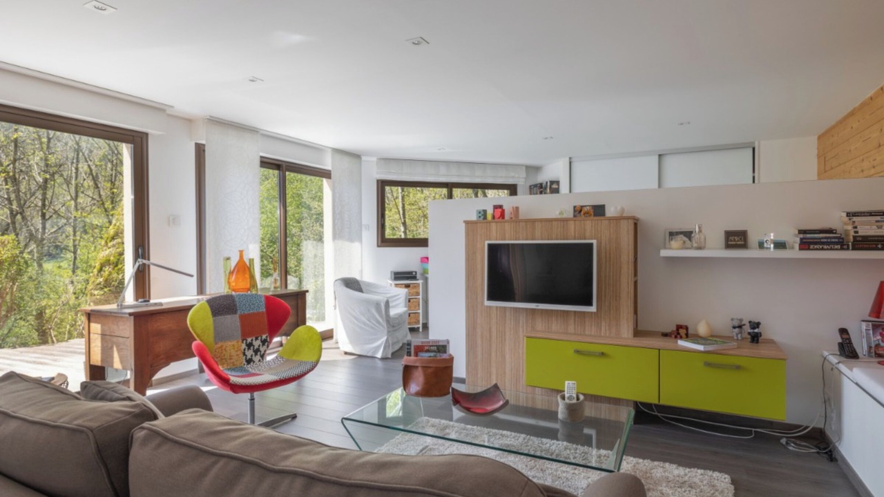 Photo of Livingroom in Thones