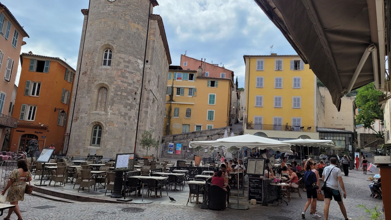 Photo of Outdoor in Hyeres City Centre