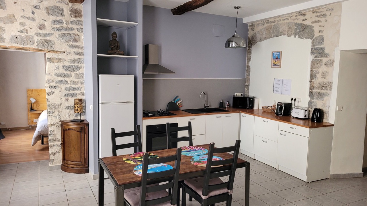 Photo of Kitchen in Hyeres City Centre