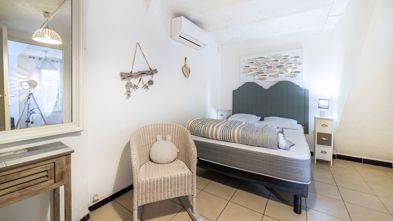 Photo of Bedroom in Mediterranee