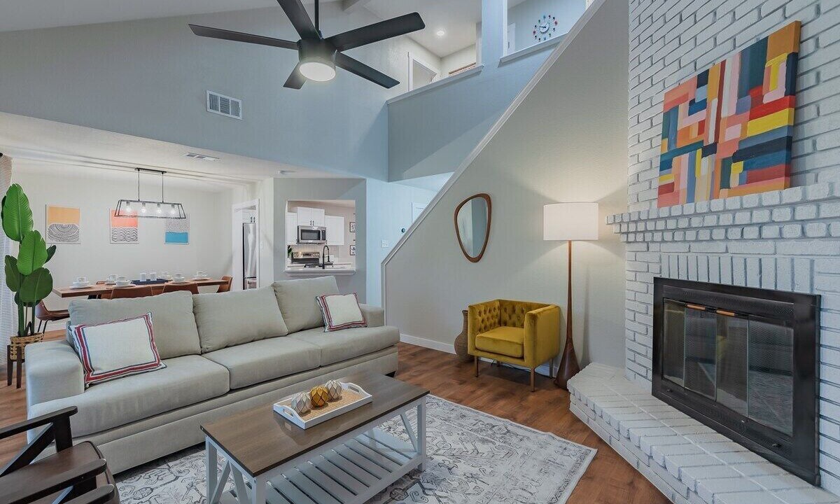 Photo of Livingroom in North San Antonio - SAT