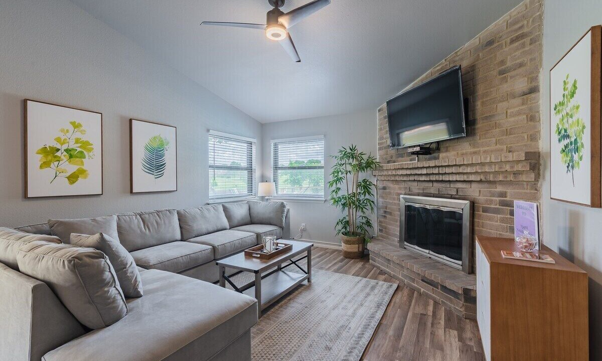 Photo of Bedroom in North San Antonio - SAT