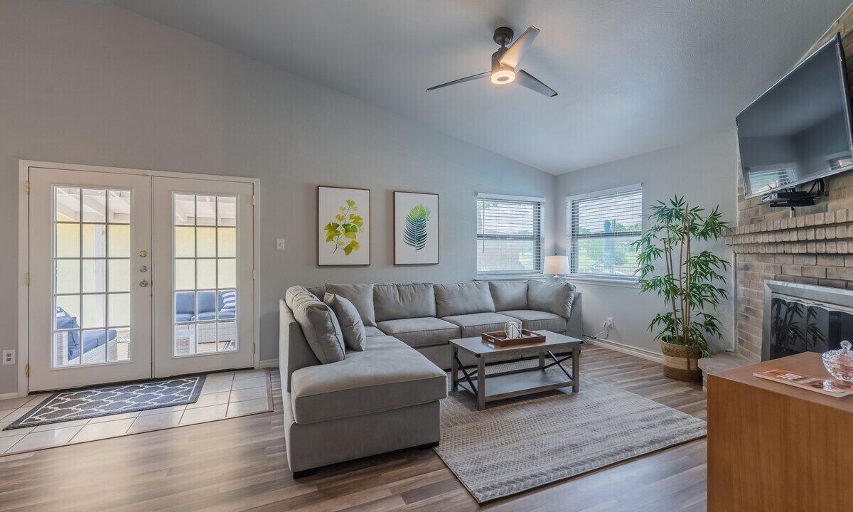 Photo of Bedroom in North San Antonio - SAT