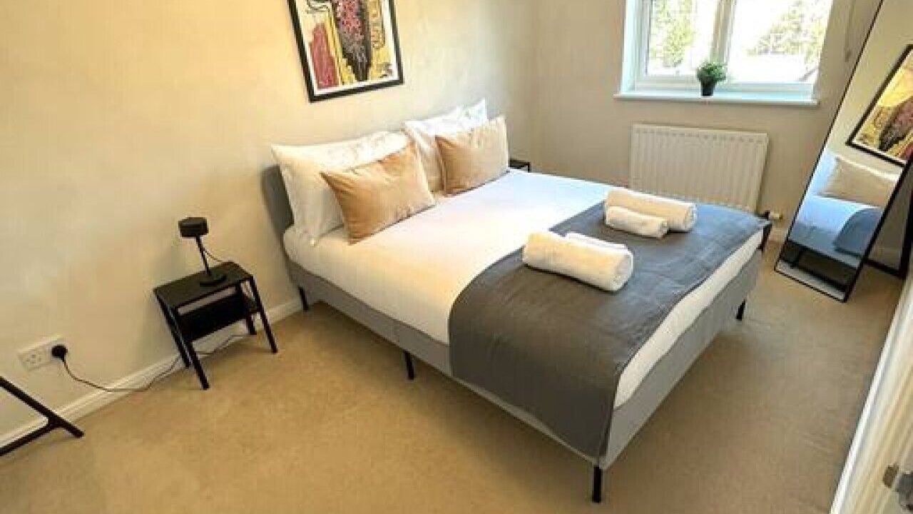 Photo of Bedroom in North Moreton