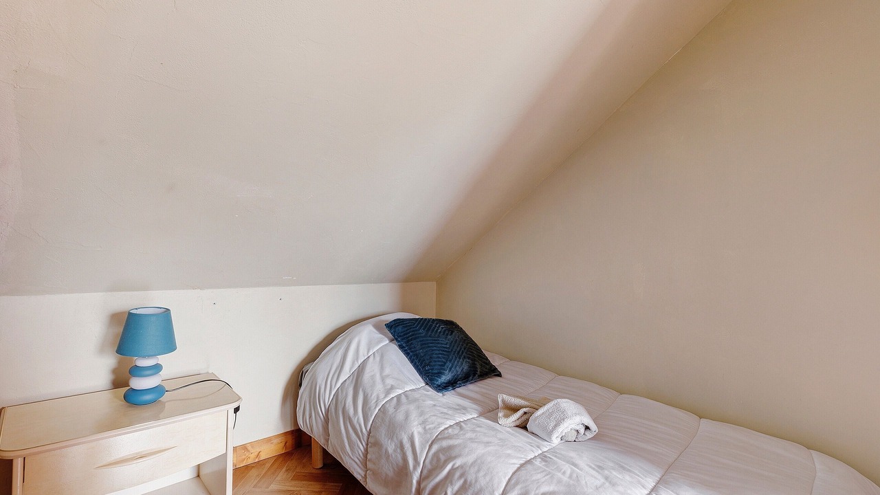 Photo of Bedroom in Huille