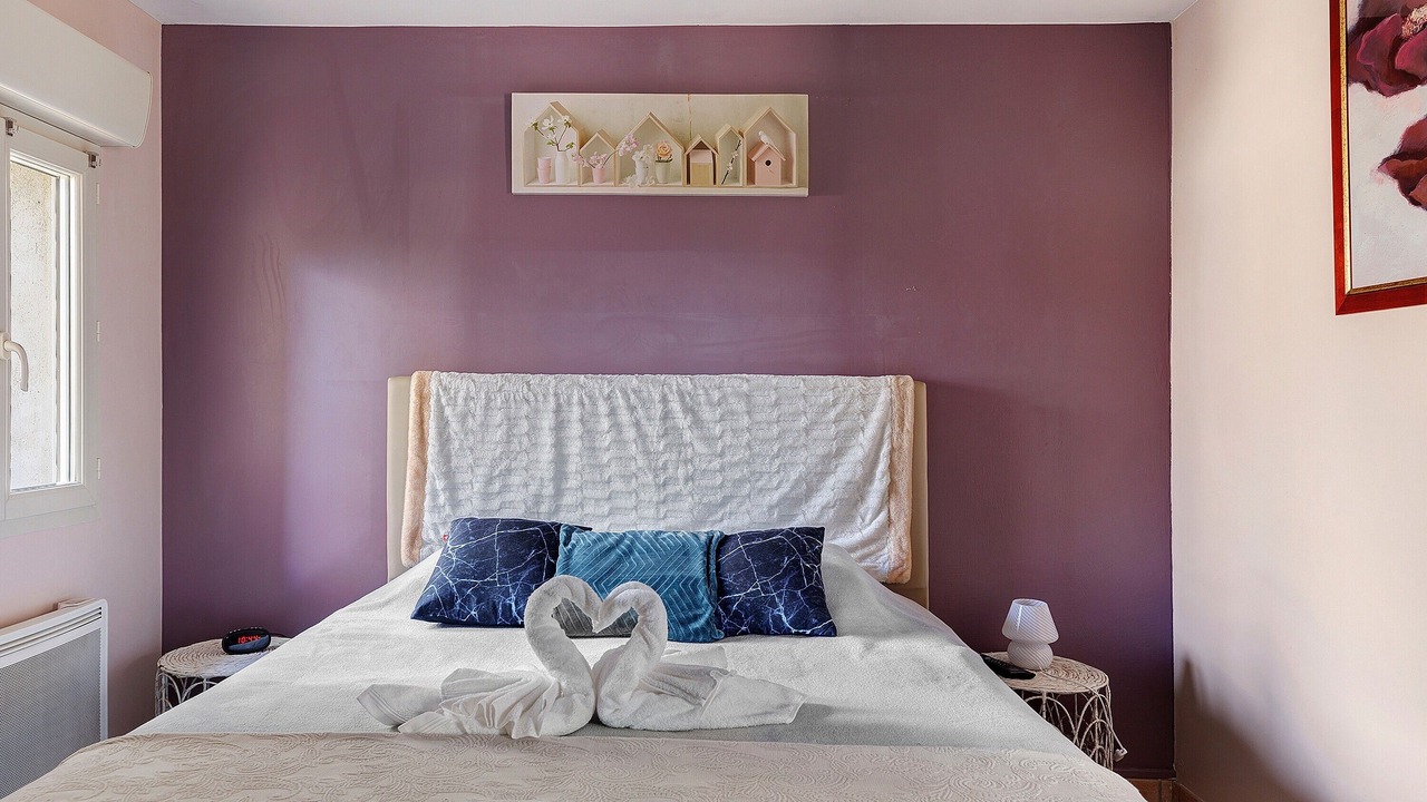 Photo of Bedroom in Huille