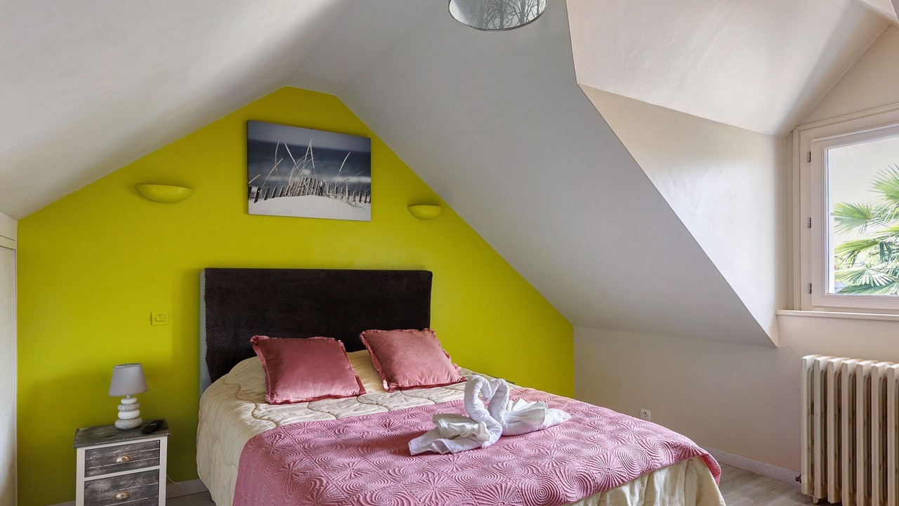Photo of Bedroom in Huille