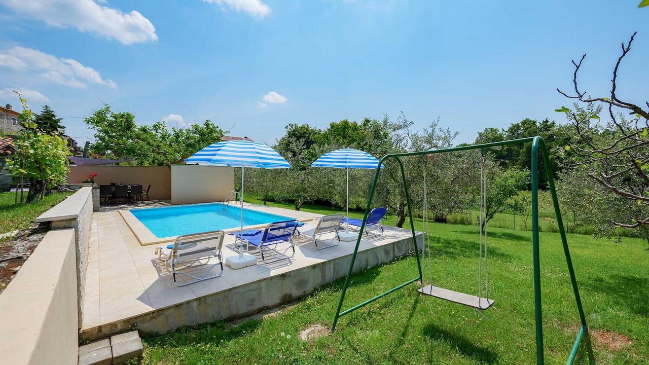 Photo of Outdoor in Momjan