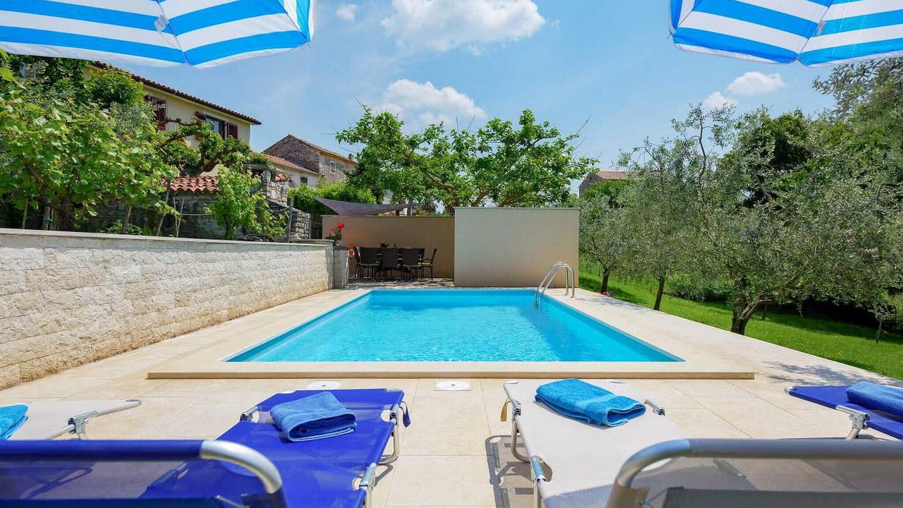 Photo of Outdoor in Momjan