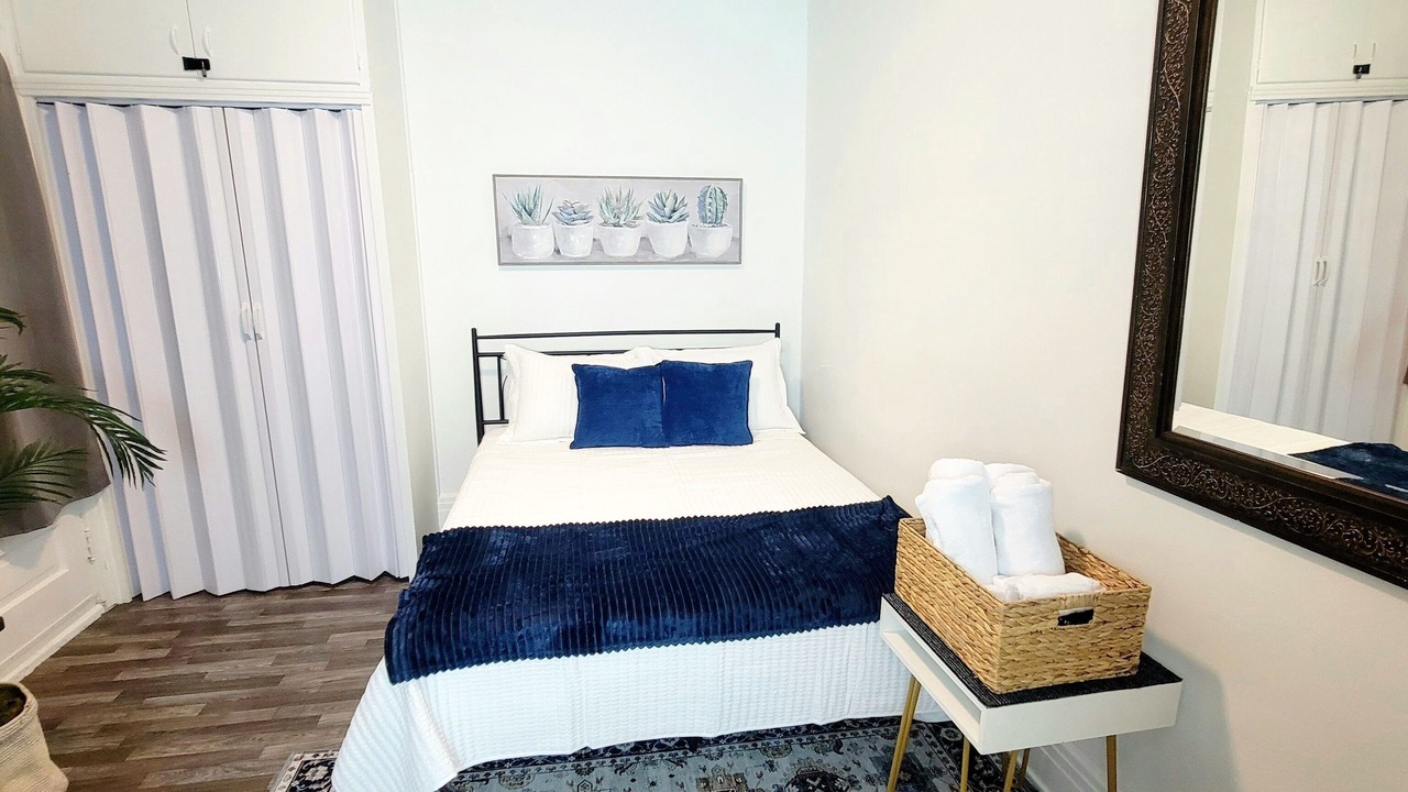 Photo of Bedroom in East Avenue
