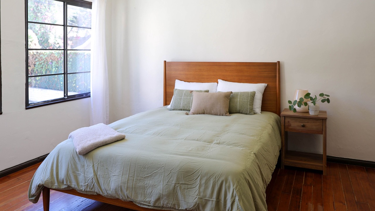 Photo of Bedroom in Beachwood Canyon