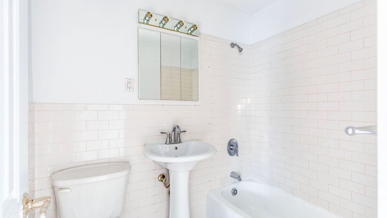 Photo of Bathroom in Manhattan Valley