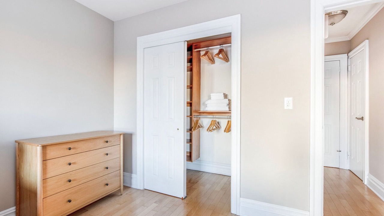 Photo of Others in Manhattan Valley