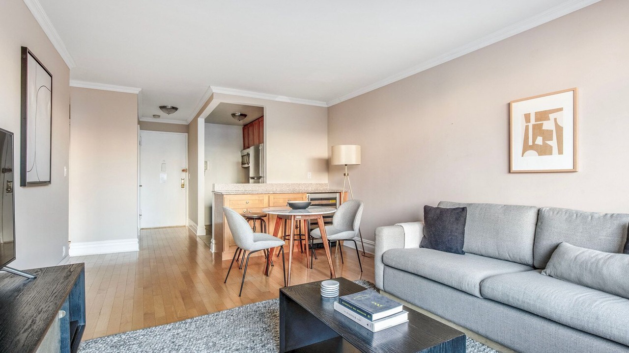 Photo of Livingroom in Manhattan Valley