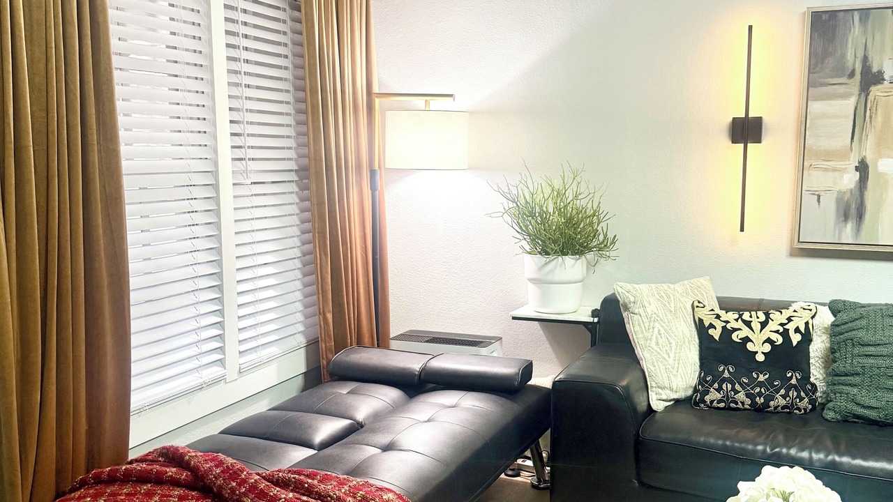 Photo of Livingroom in Central Arlington