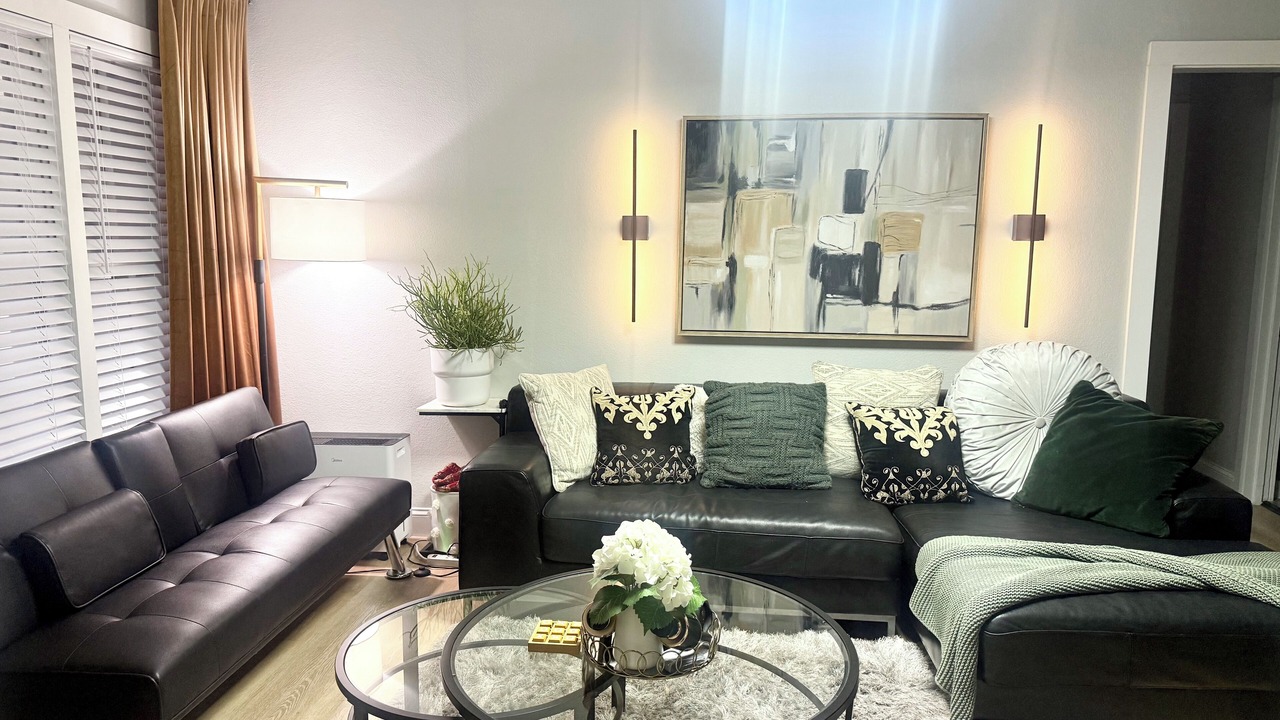 Photo of Bedroom in Central Arlington